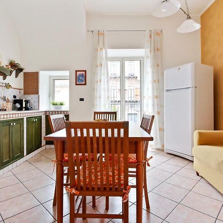 Central Balcony Apartment คาตาเนีย ภายนอก รูปภาพ