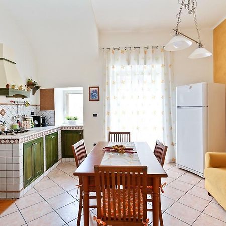 Central Balcony Apartment คาตาเนีย ภายนอก รูปภาพ